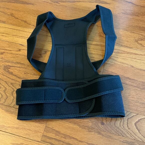 Tubnboot Posture corrector. Unisex . Small: 24” to 30” - Picture 2 of 7
